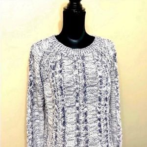 GAP women’s long sleeve crew neck multicolored navy sweater size L